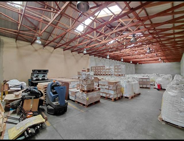 659M² WAREHOUSE TO LET IN POMONA